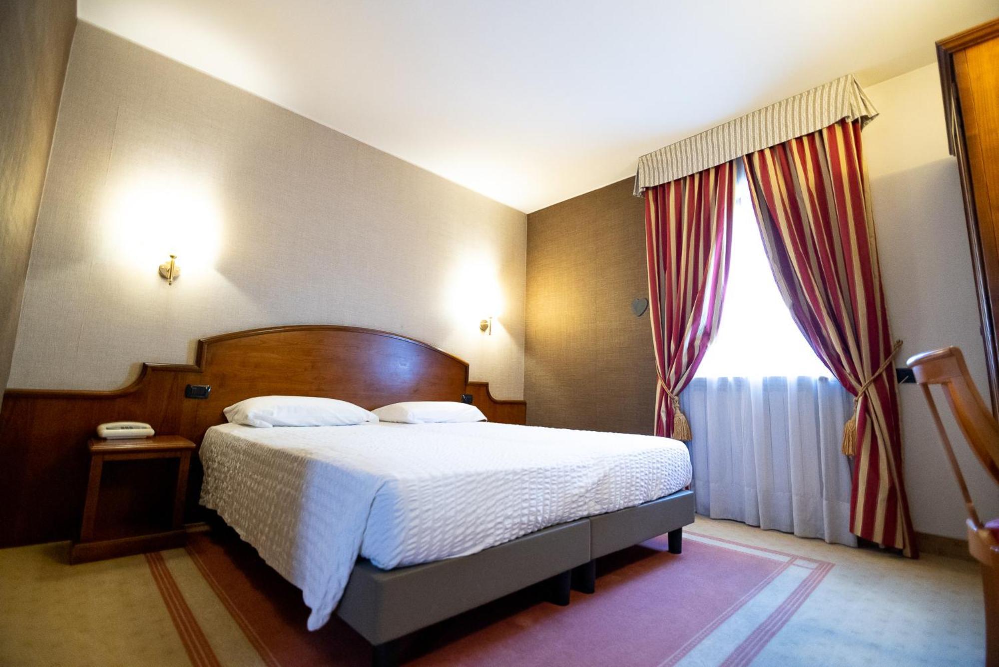 Hotel Rendez Vous Chatillon Exterior photo