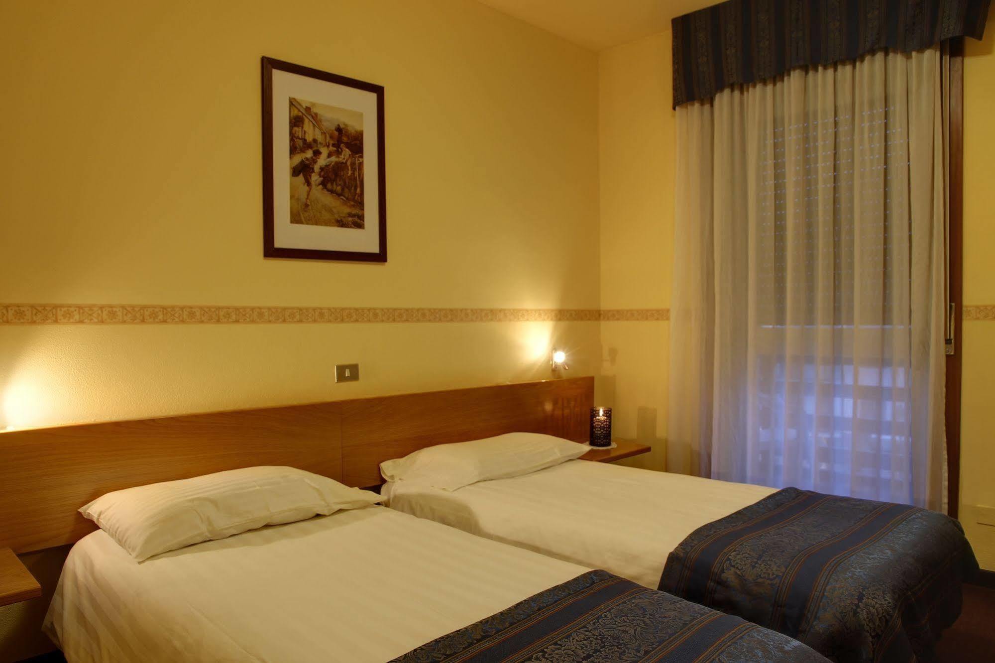 Hotel Rendez Vous Chatillon Exterior photo